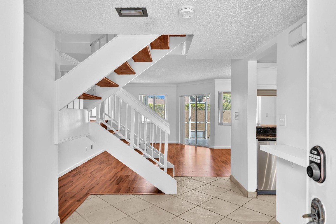 Dahlia at Plantation - Residential