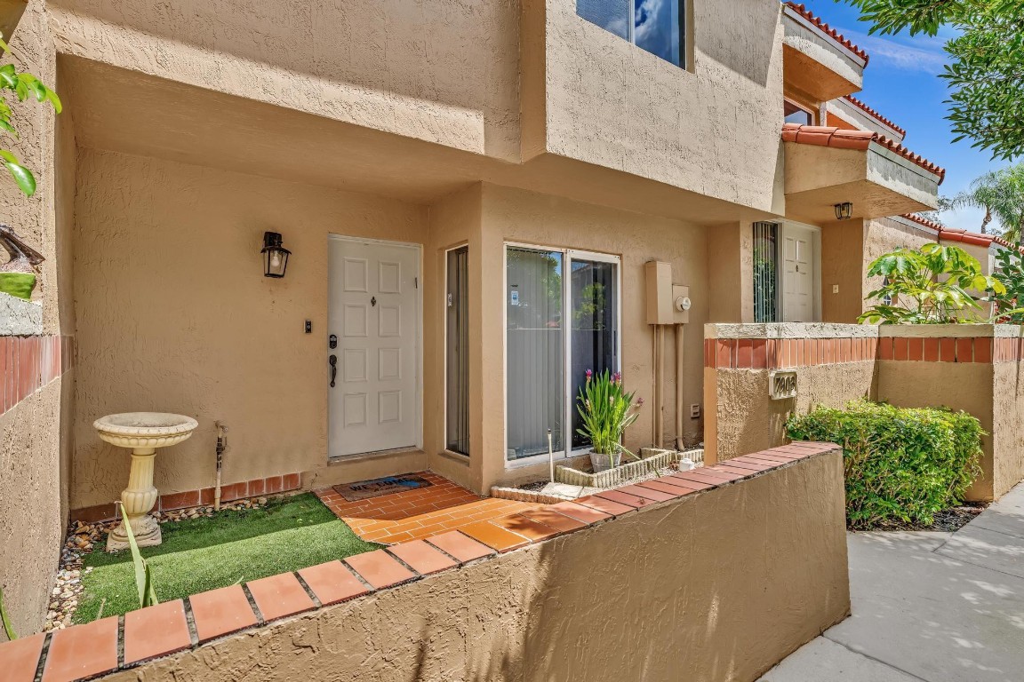 Dahlia at Plantation - Residential