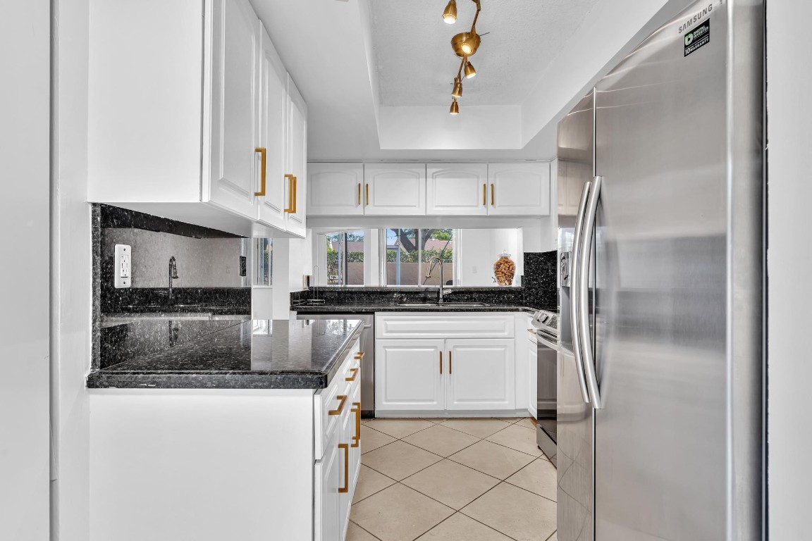 Dahlia at Plantation - Residential