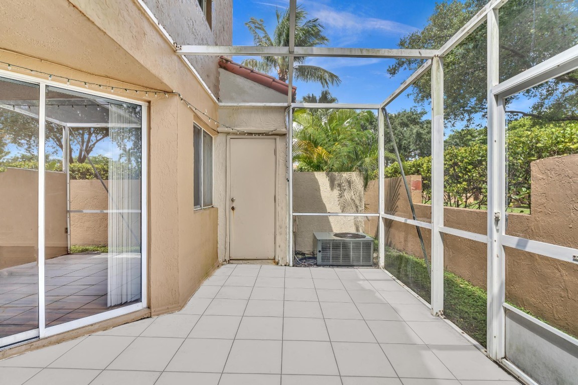 Dahlia at Plantation - Residential