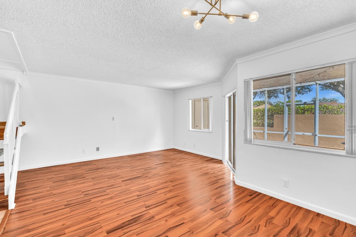 Dahlia at Plantation - Residential