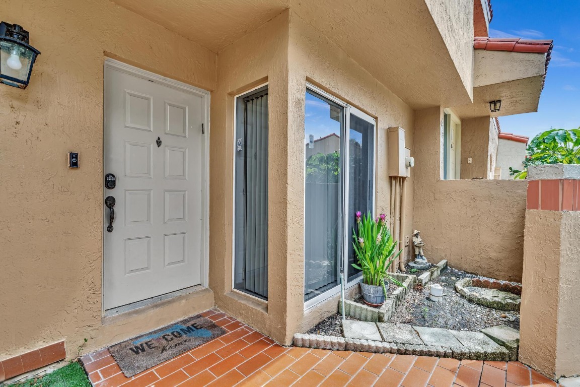 Dahlia at Plantation - Residential