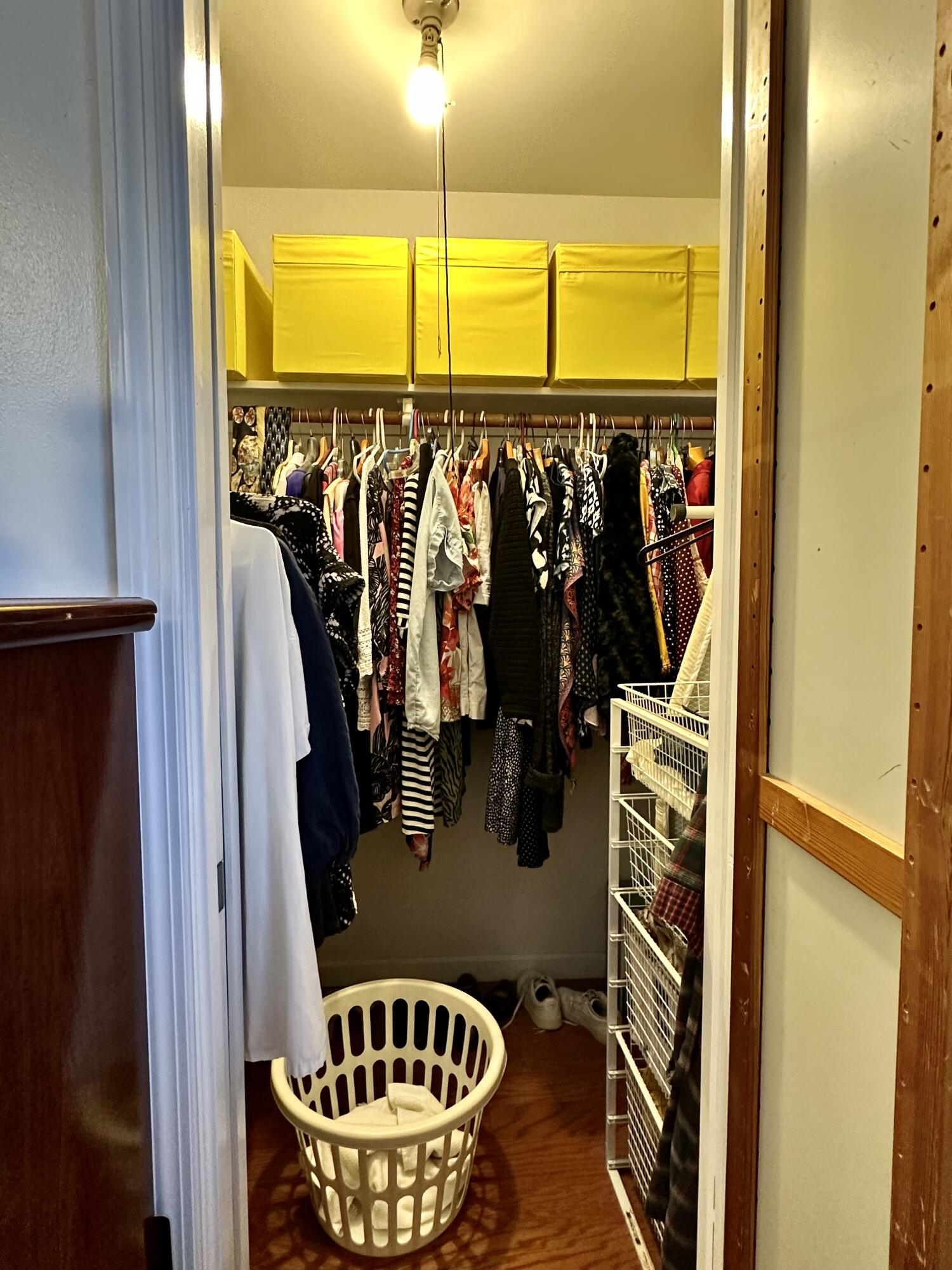 HOLLY HOUSE INC COND DECL IN - Residential