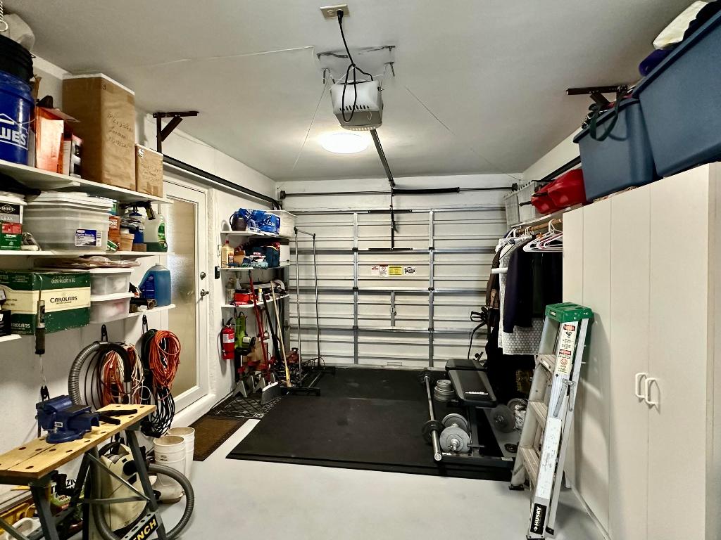 HOLLY HOUSE INC COND DECL IN - Residential