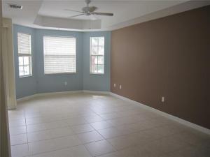 HARBOUR OAKS - Residential