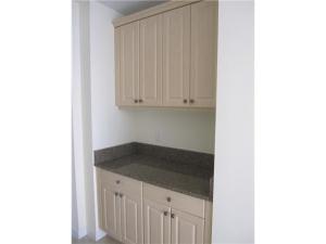 HARBOUR OAKS - Residential