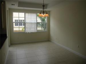 HARBOUR OAKS - Residential