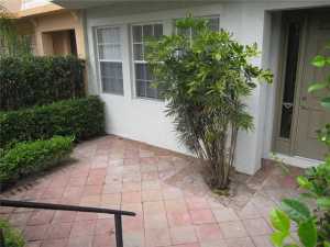 HARBOUR OAKS - Residential