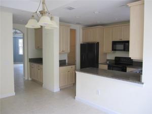 HARBOUR OAKS - Residential