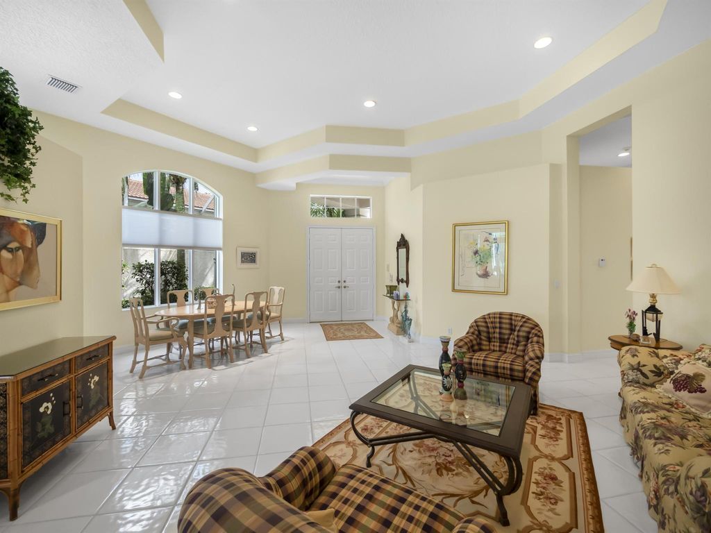 Photo of 251 Isle Way, Palm Beach Gardens, FL 33418 (MLS # R10923451)