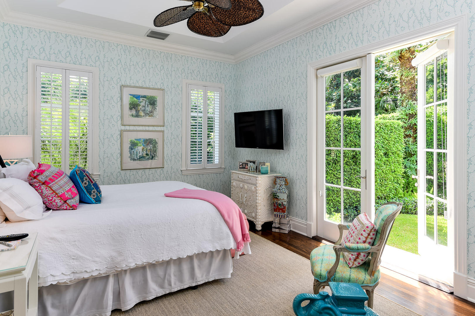 EAST SHORE - Residential