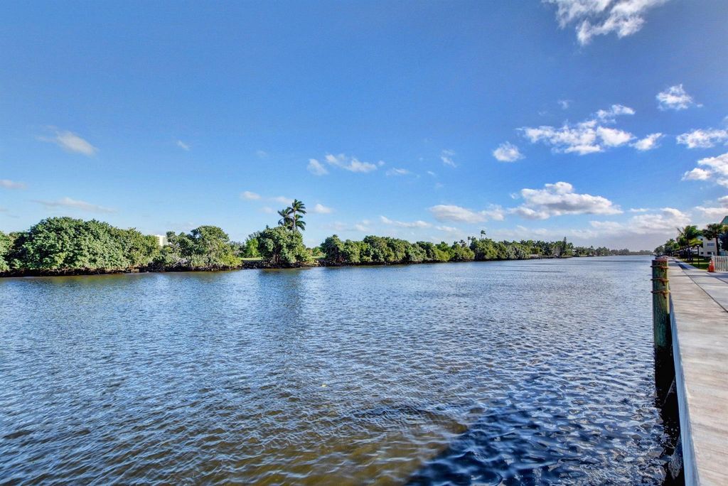 Photo of 29 Colonial Club Drive #205, Boynton Beach, FL 33435 (MLS # R11117940)