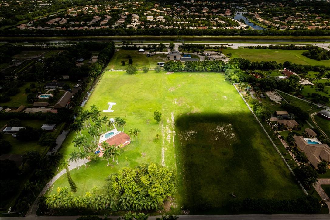 ROLLING OAKS ESTATES - Land