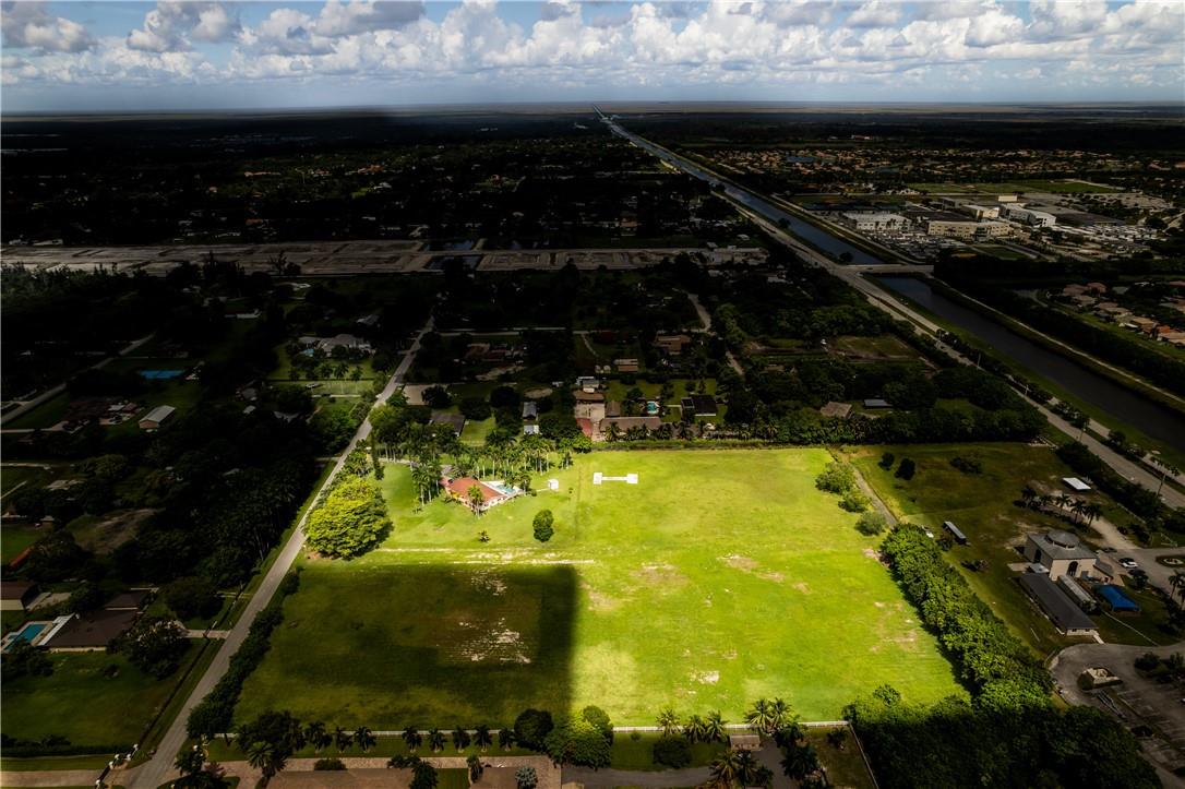 ROLLING OAKS ESTATES - Land