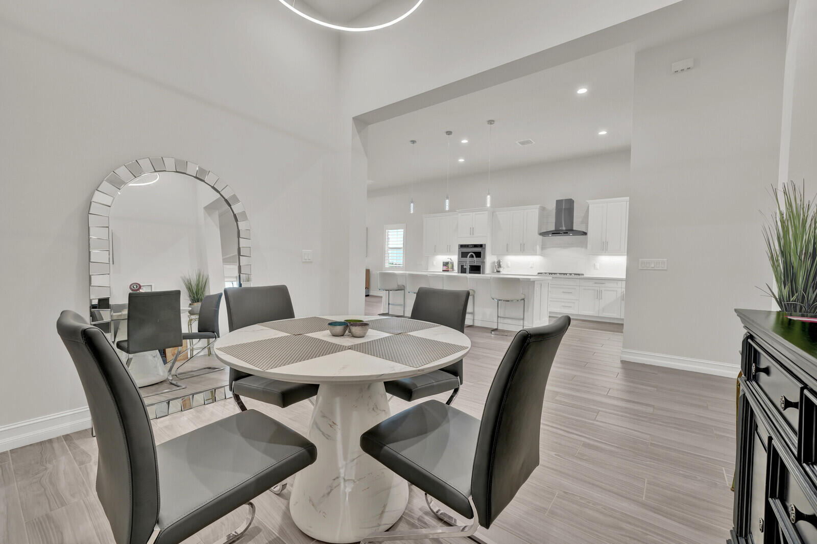 Tesoro Club - Residential