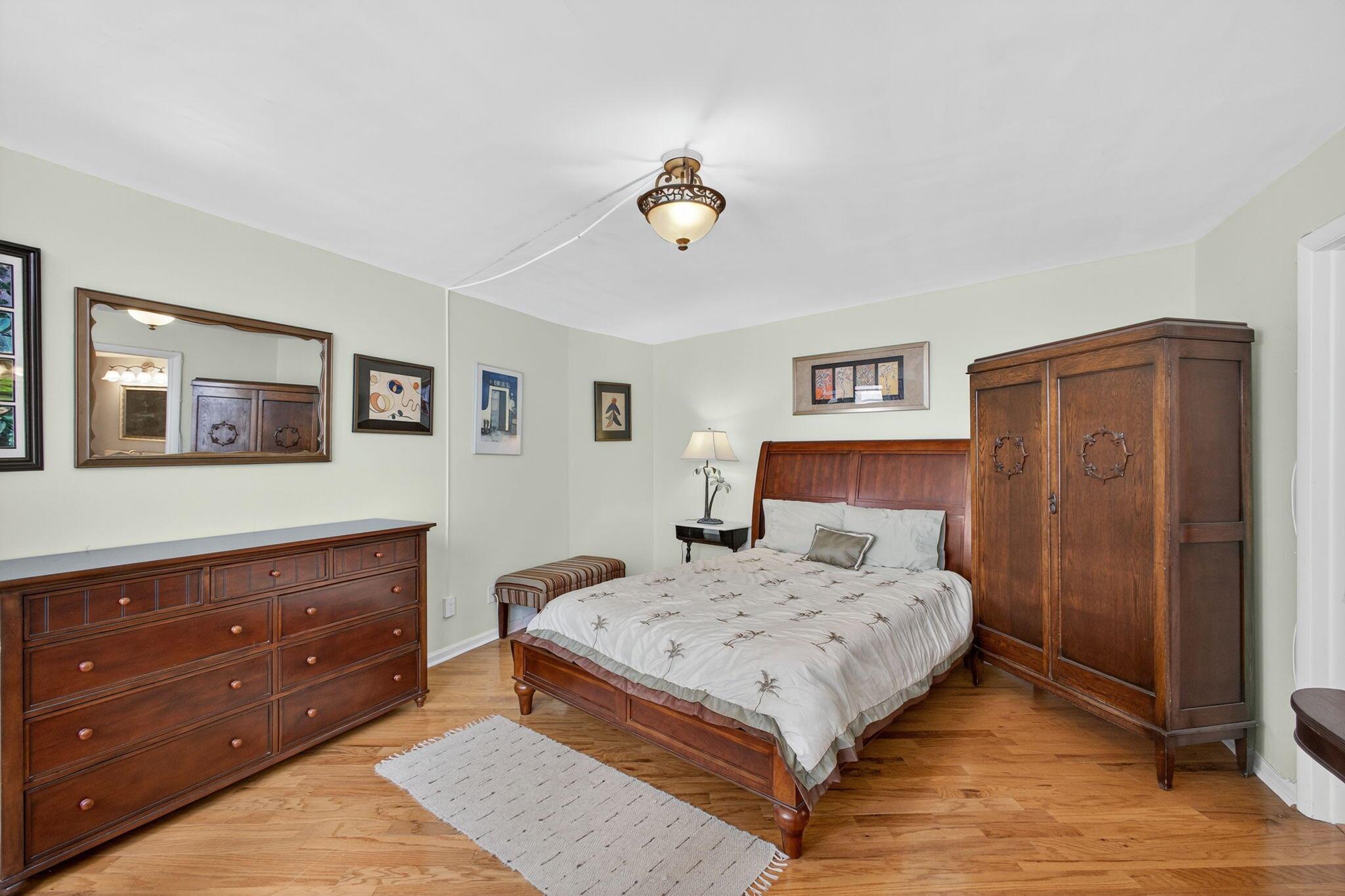 PHOENIX TOWERS - Residential Lease