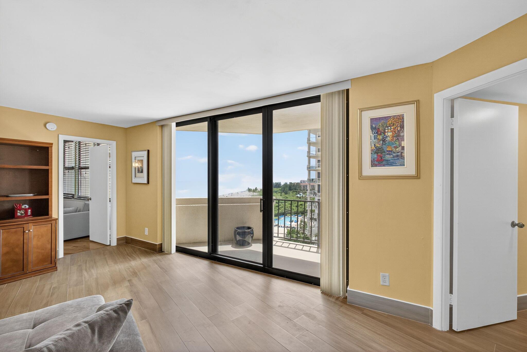 PHOENIX TOWERS - Residential Lease