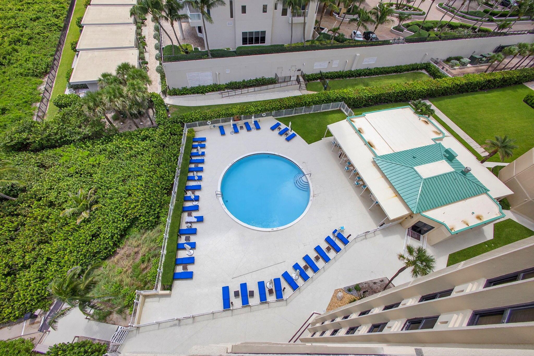 PHOENIX TOWERS - Residential Lease