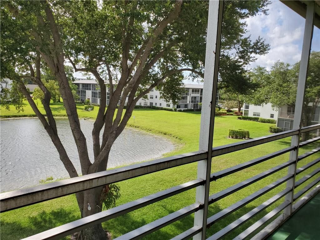 Photo of 373 Fanshaw I, Boca Raton, FL 33434 (MLS # B26032034)