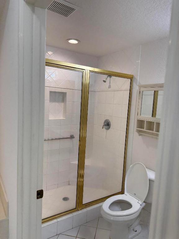 SOUTHAMPTON - Residential