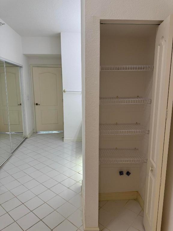 SOUTHAMPTON - Residential