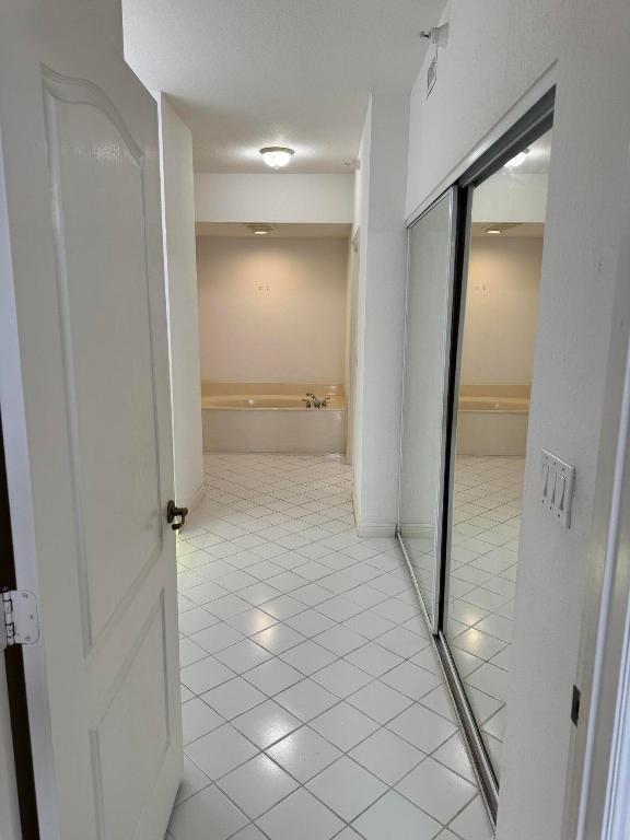 SOUTHAMPTON - Residential