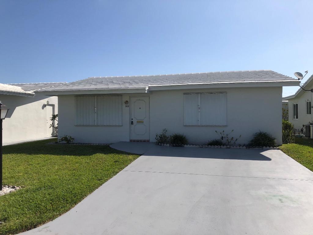 PALM BEACH LEISUREVILLE SEC 9 - Residential