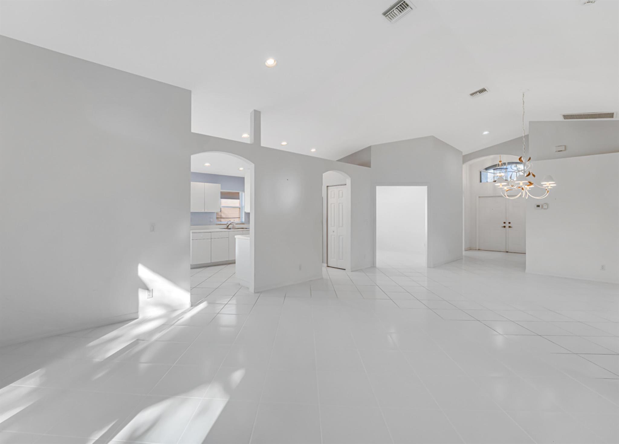 HUNTINGTON WALK 2 - Residential