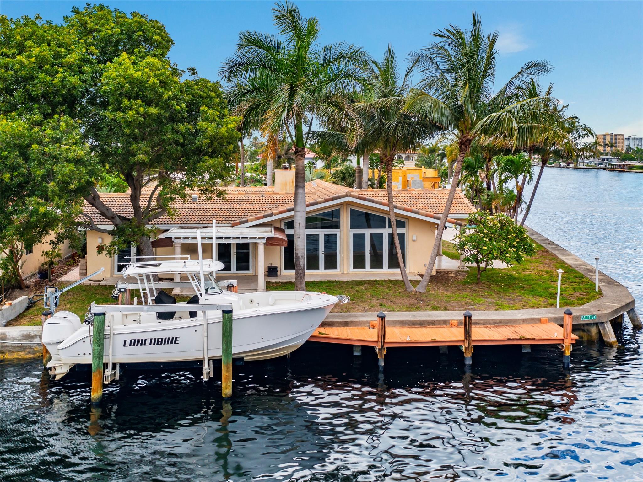 POMPANO ISLES - Residential