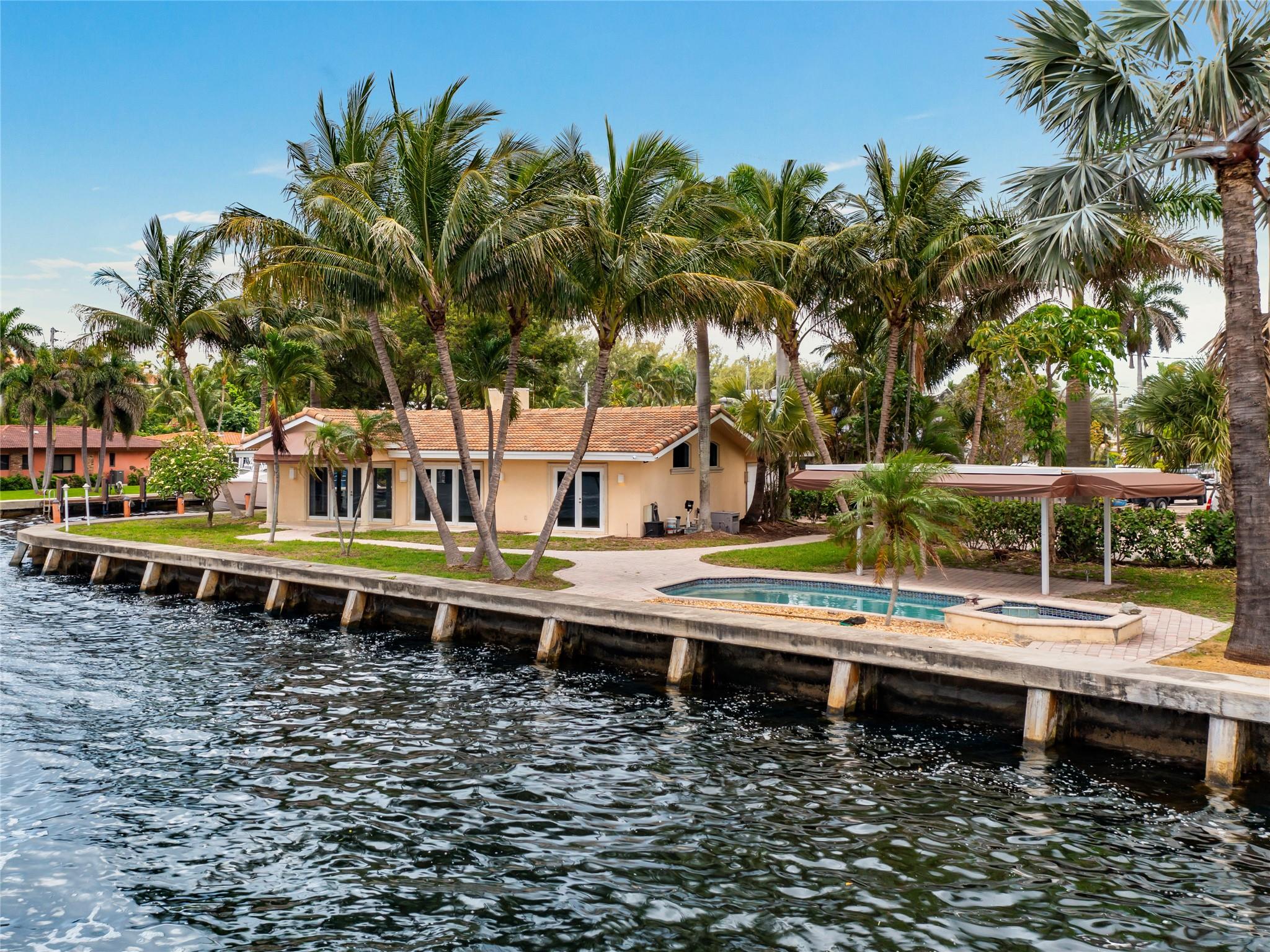 POMPANO ISLES - Residential