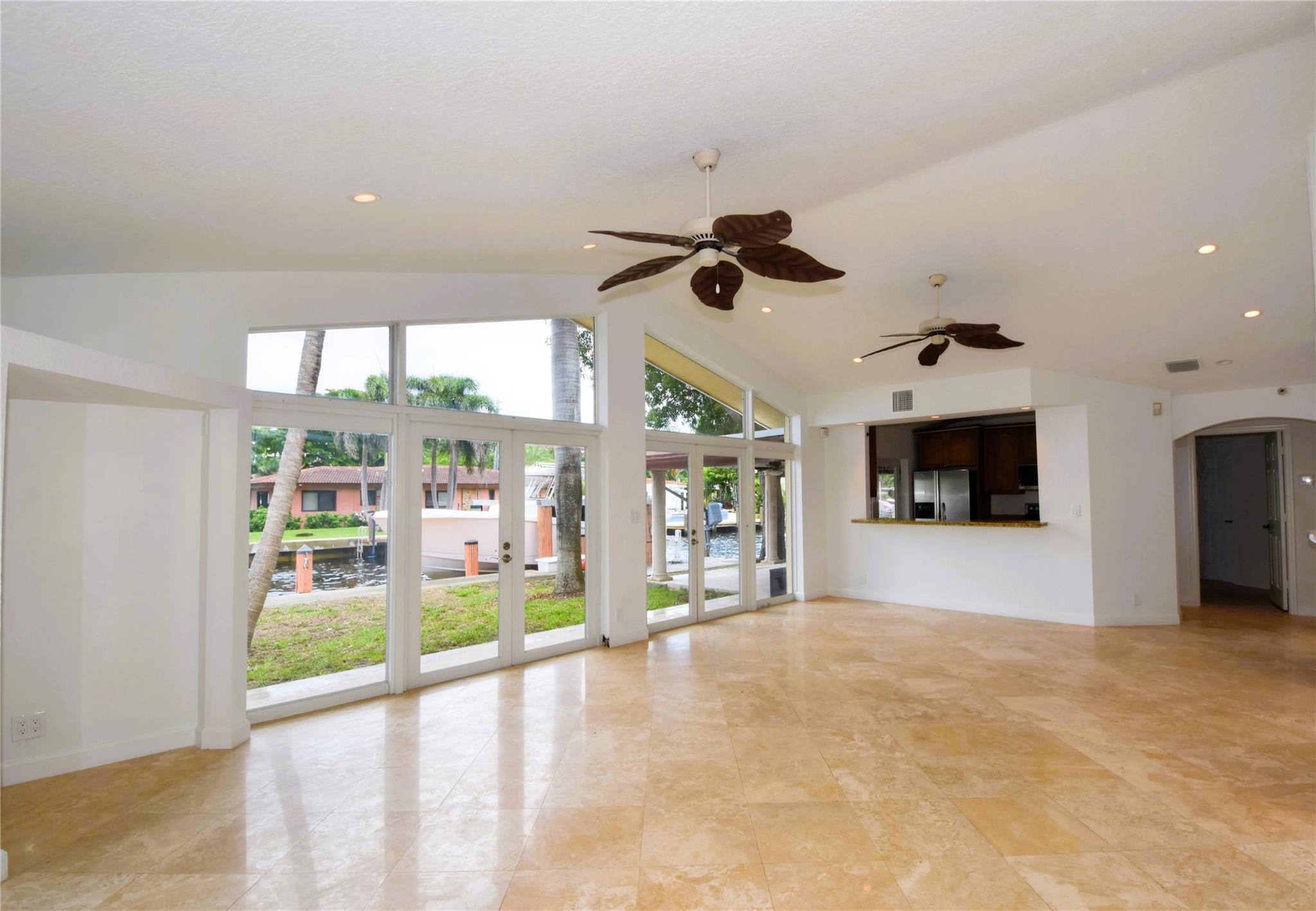 POMPANO ISLES - Residential