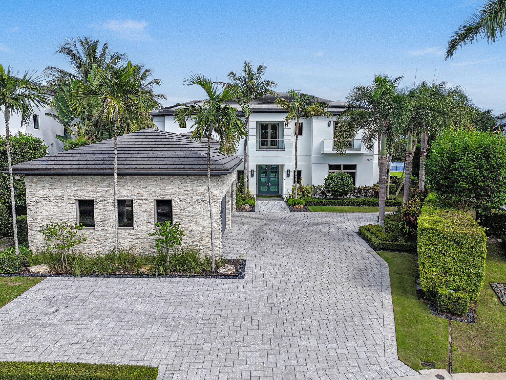 HARBOR PLACE - Residential