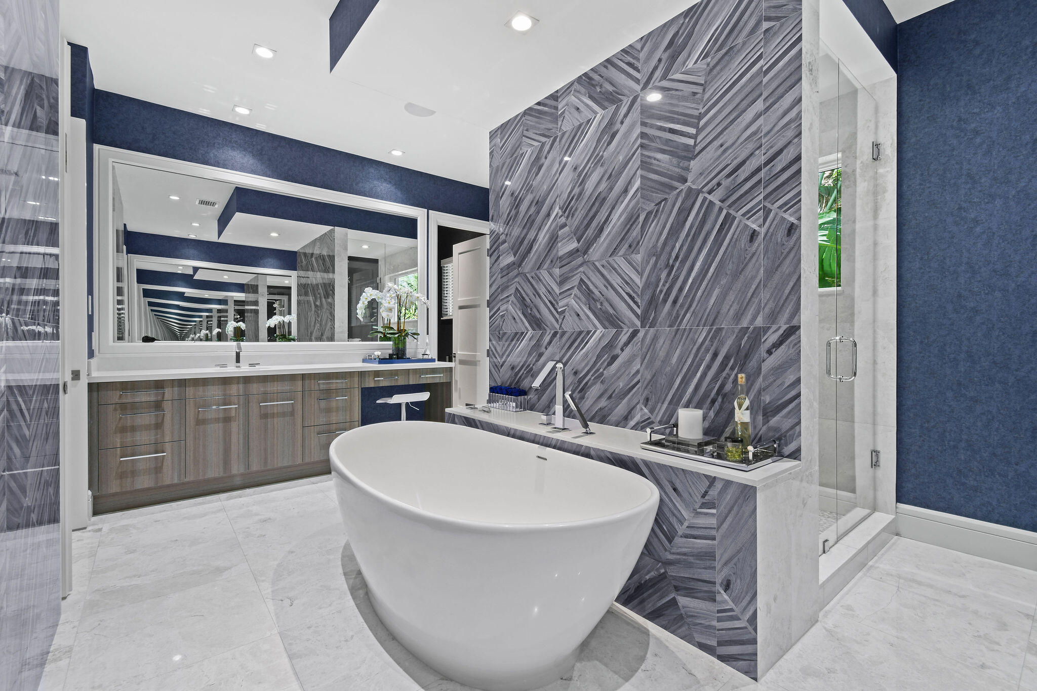 HARBOR PLACE - Residential