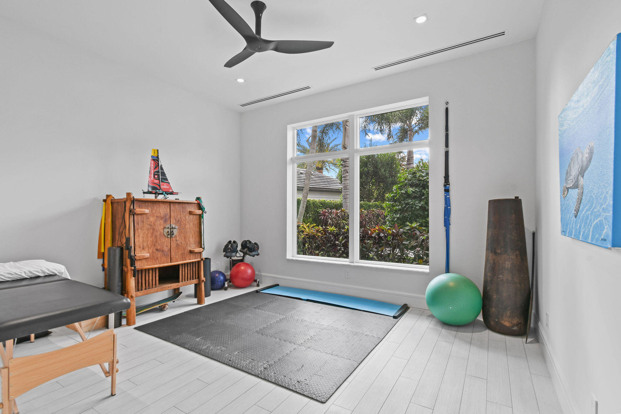 HARBOR PLACE - Residential