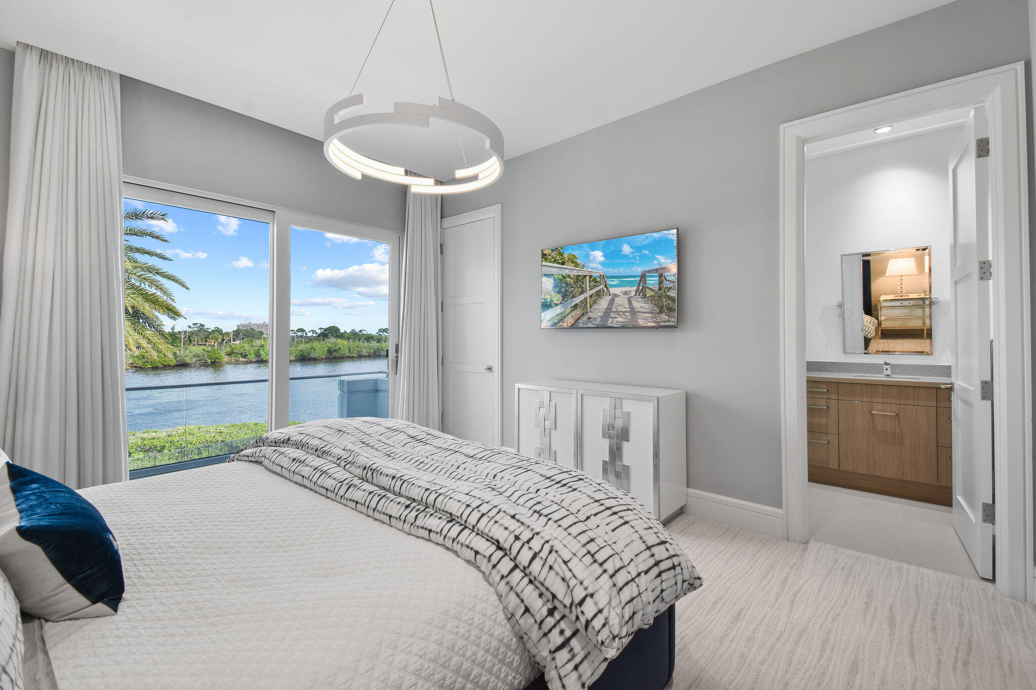 HARBOR PLACE - Residential