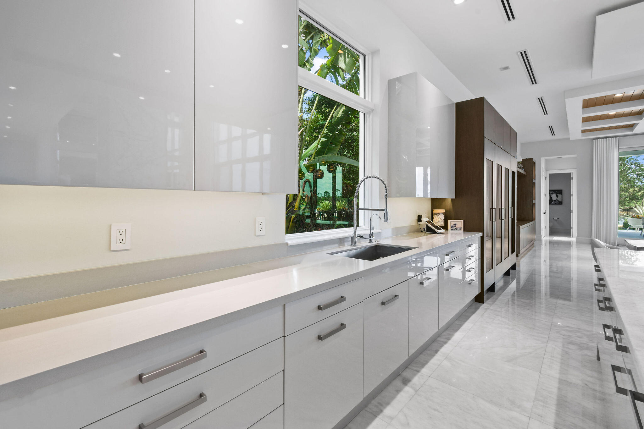 HARBOR PLACE - Residential