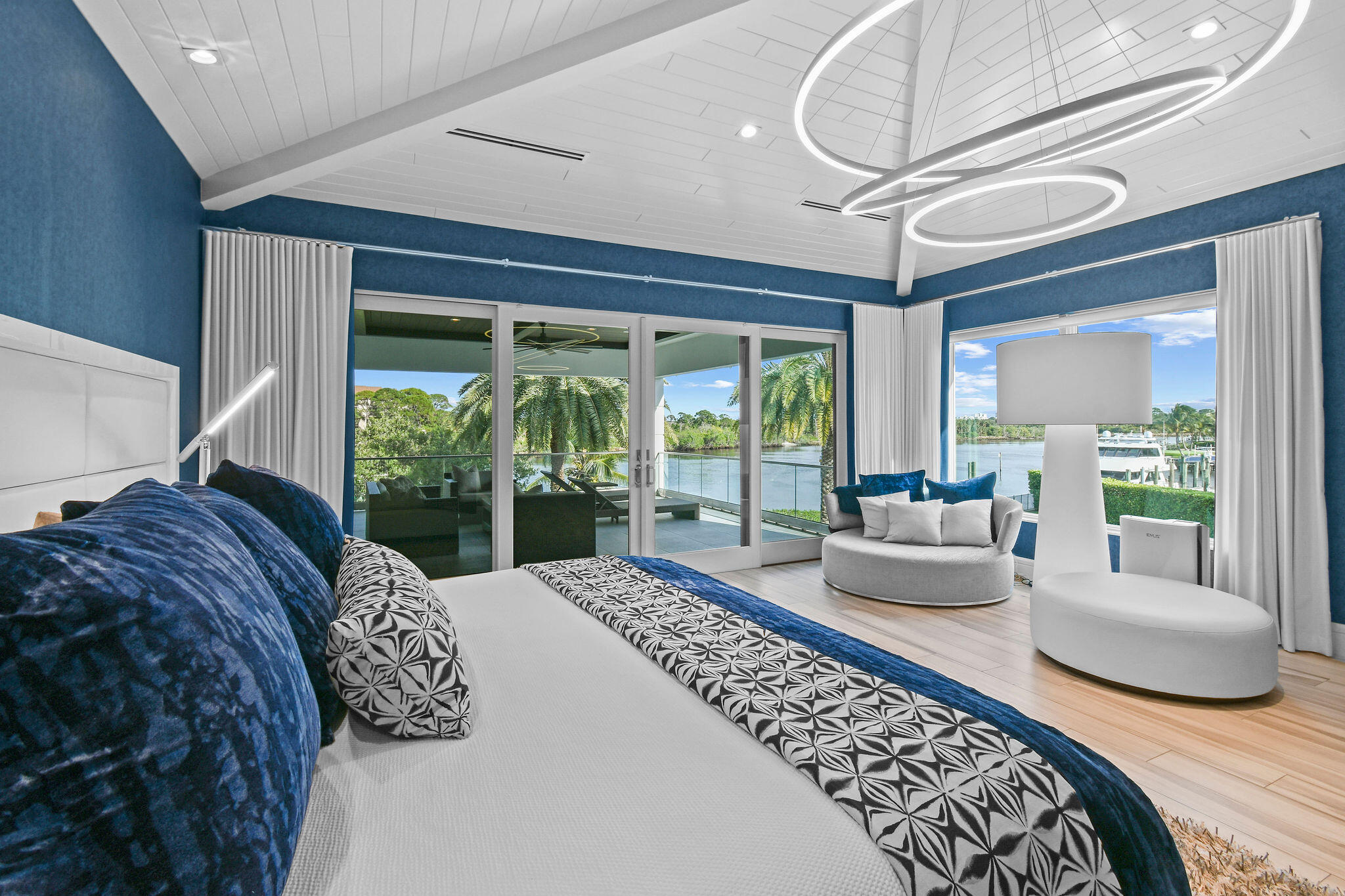 HARBOR PLACE - Residential