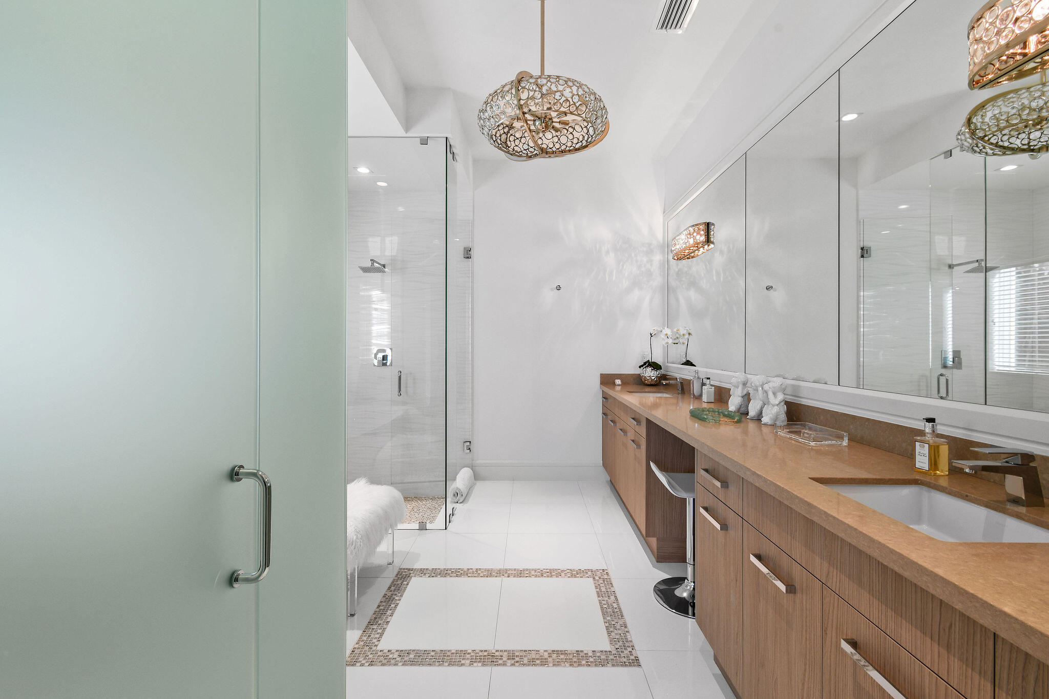 HARBOR PLACE - Residential