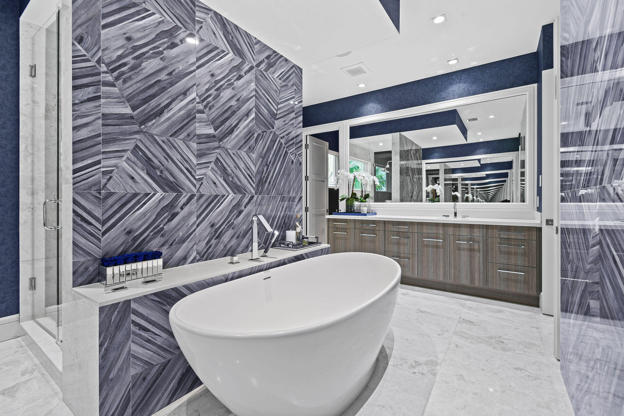 HARBOR PLACE - Residential