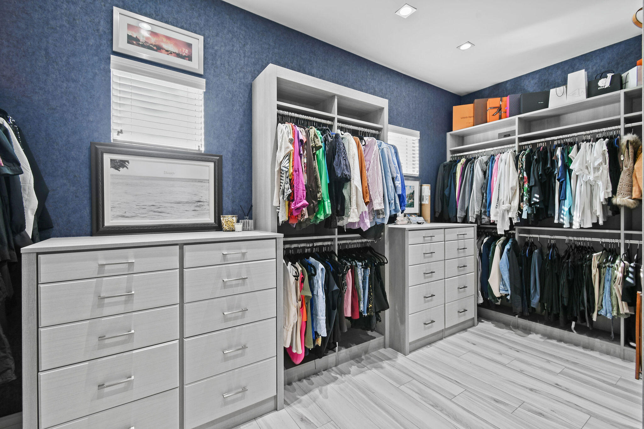 HARBOR PLACE - Residential