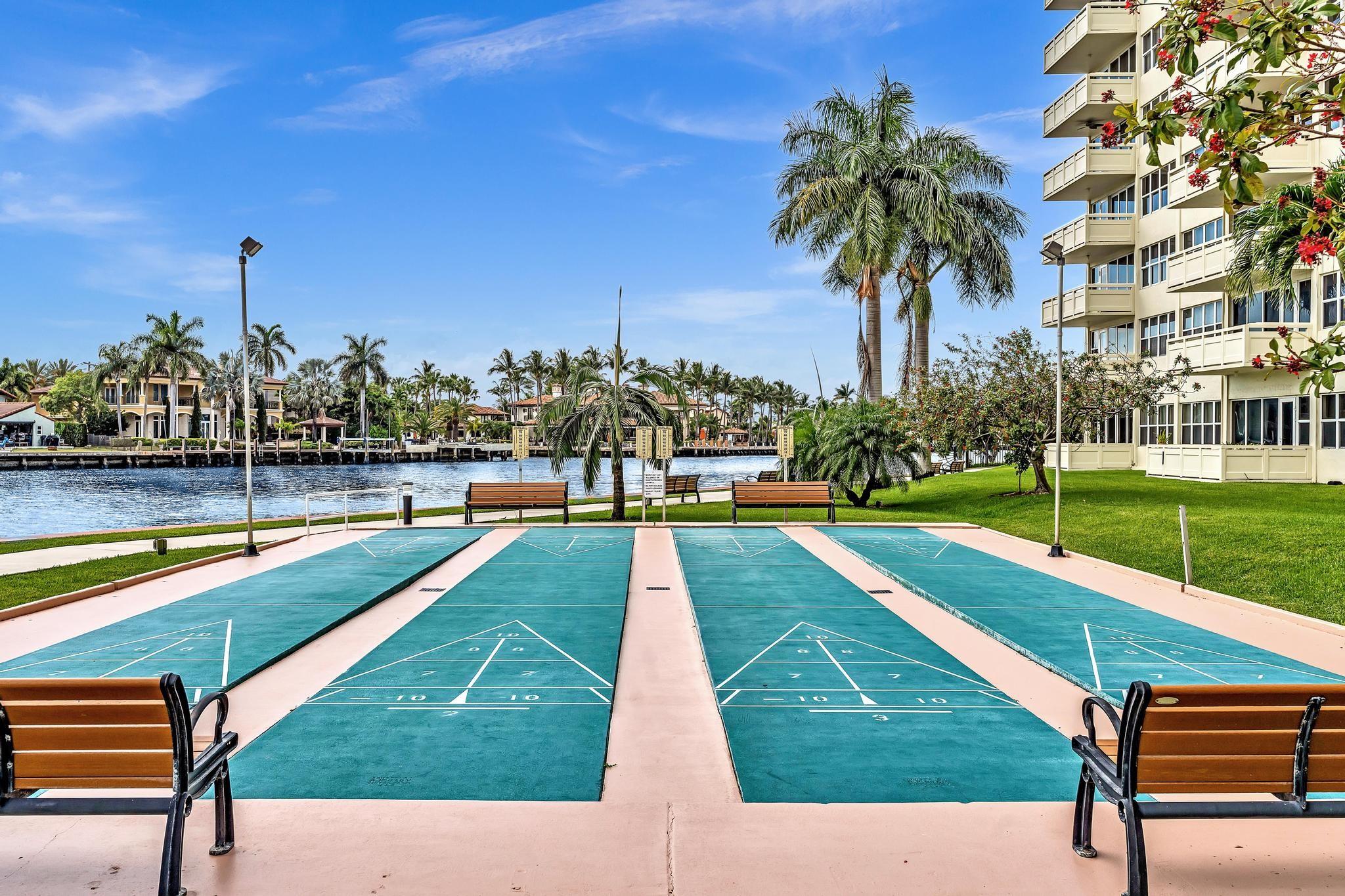 Coral Ridge Towers North - Residential