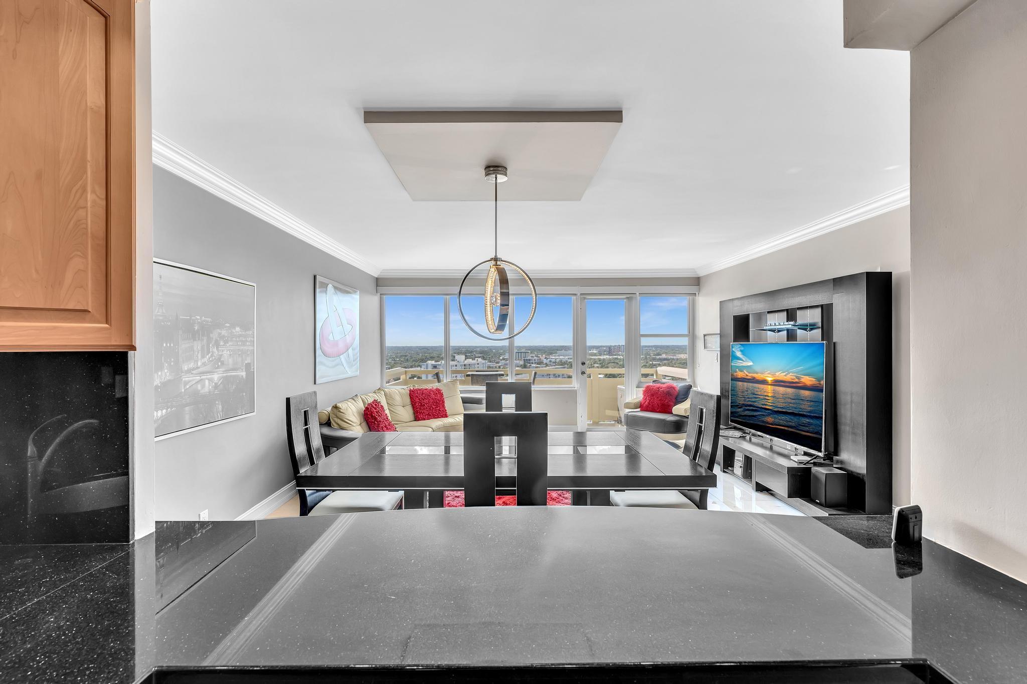 Coral Ridge Towers North - Residential