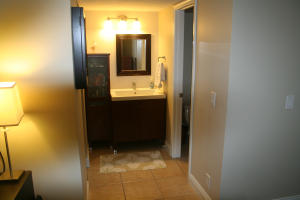 BAY REACH CONDO - Residential Lease