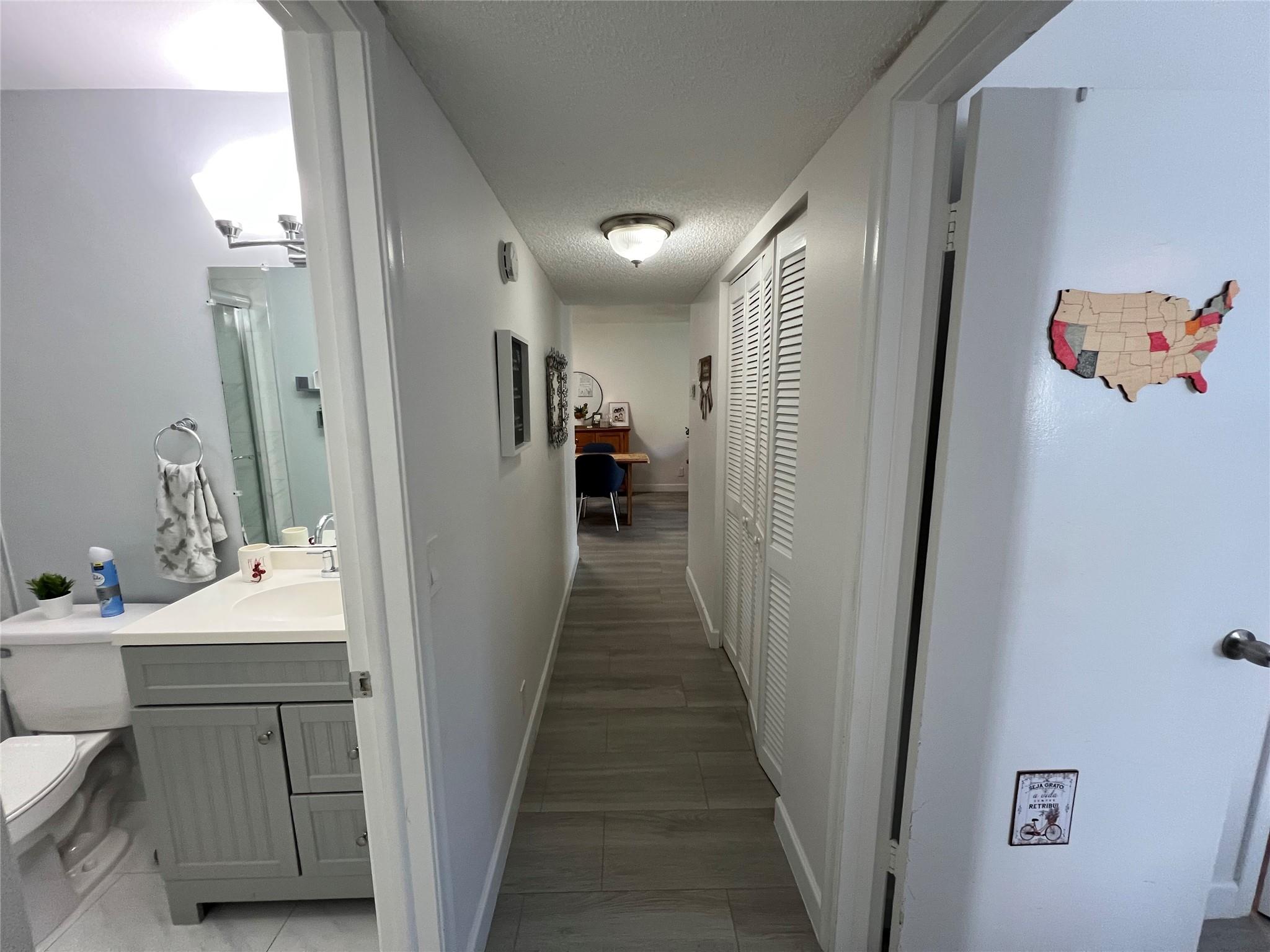 CENTRE HILL COURTS - Residential