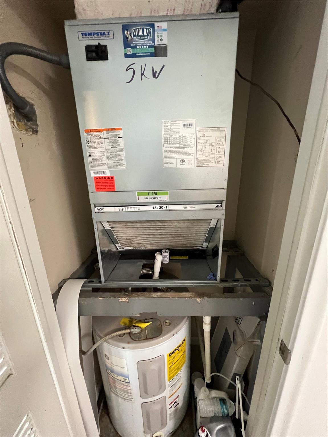 CENTRE HILL COURTS - Residential