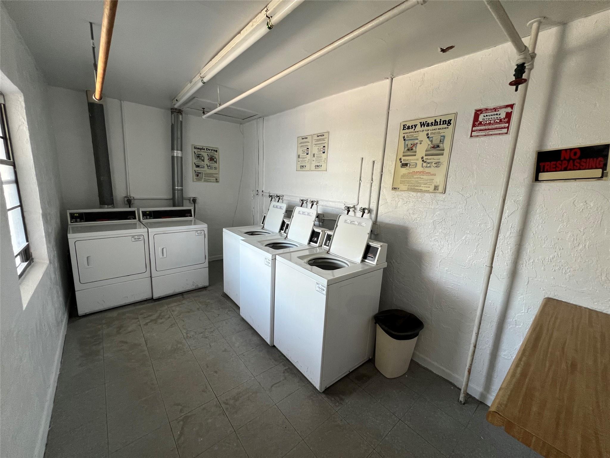 CENTRE HILL COURTS - Residential