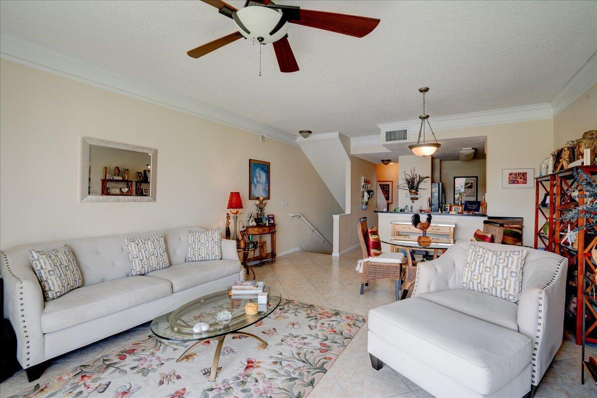 2012 Alta Meadows Lane 103