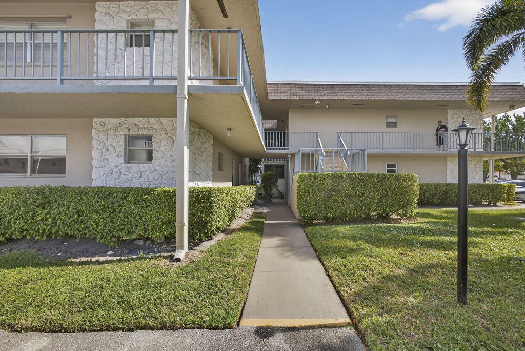 Photo of 116 Oxford 200, West Palm Beach, FL 33417 (MLS # R11143360)