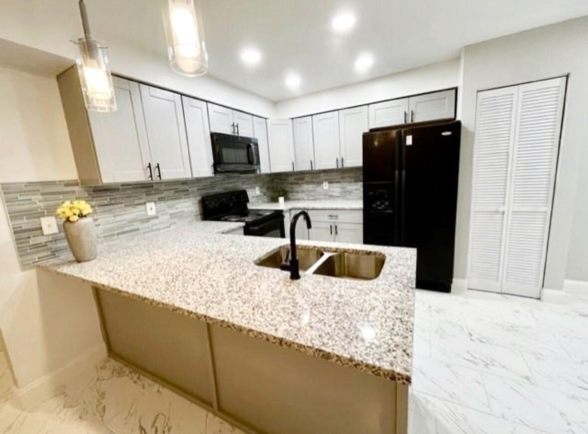 5170 SPRING HILL UNIT 17 - Residential Lease