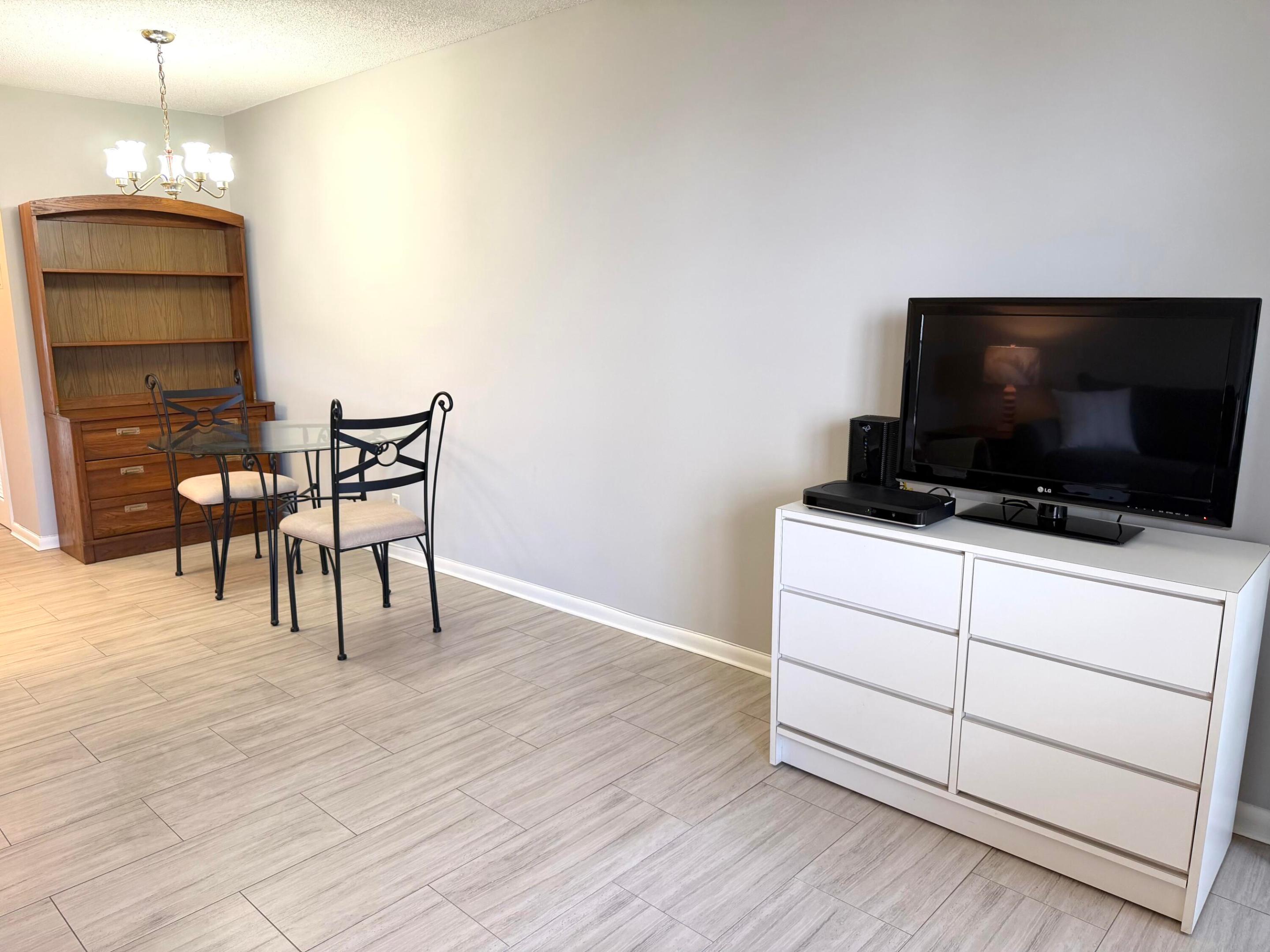 WINDSOR CONDOS - Residential